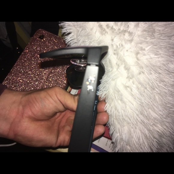 Ray Bans polarized sunglasses - Picture 3 of 6